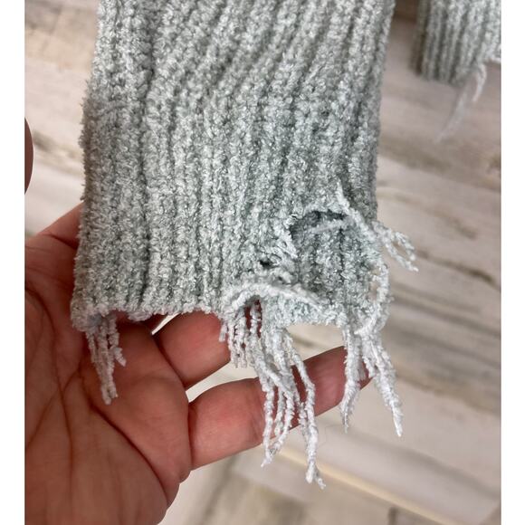 No Comment Womens Medium Light Blue Distressed Cropped Knit Sweater - Picture 6 of 6